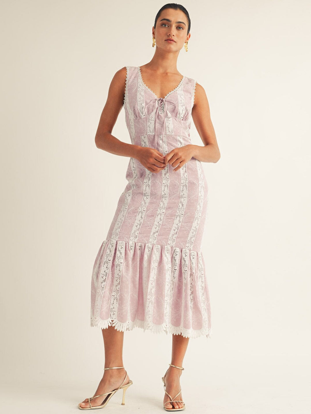 JUST ME WOMEN'S SLEEVELESS V-NECK LACE EMBROIDERY FLORAL MAXI DRESS
