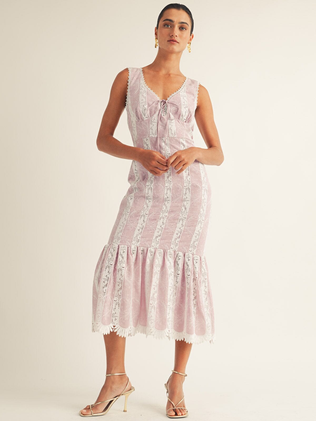 JUST ME WOMEN'S SLEEVELESS V-NECK LACE EMBROIDERY FLORAL MAXI DRESS