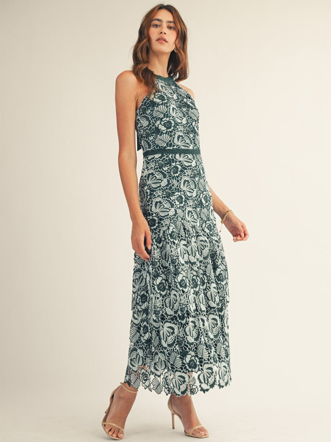 JUST ME WOMEN'S SLEEVELESS SIDE SLIT HALTER NECK FLORAL CROCHET MAXI DRESS