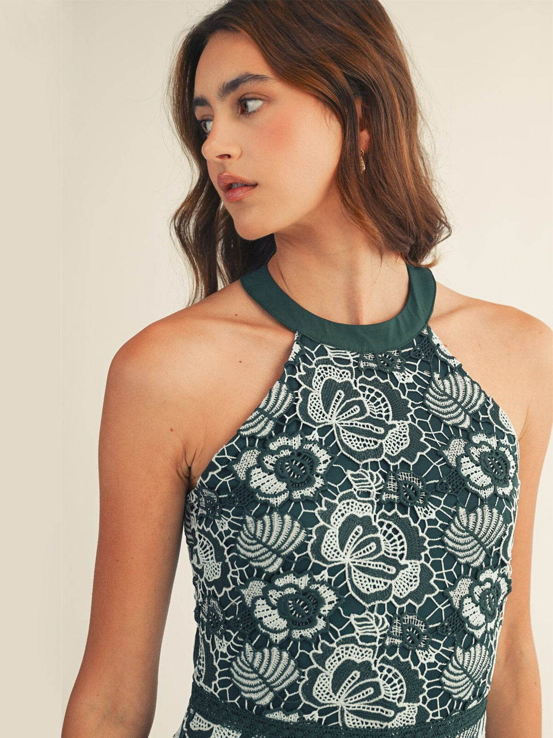 JUST ME WOMEN'S SLEEVELESS SIDE SLIT HALTER NECK FLORAL CROCHET MAXI DRESS