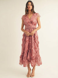 JUST ME WOMEN'S SHORT SLEEVE SURPLICE FRONT BELT FLORAL MAXI DRESS