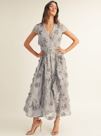 JUST ME WOMEN'S SHORT SLEEVE SURPLICE FRONT BELT FLORAL MAXI DRESS