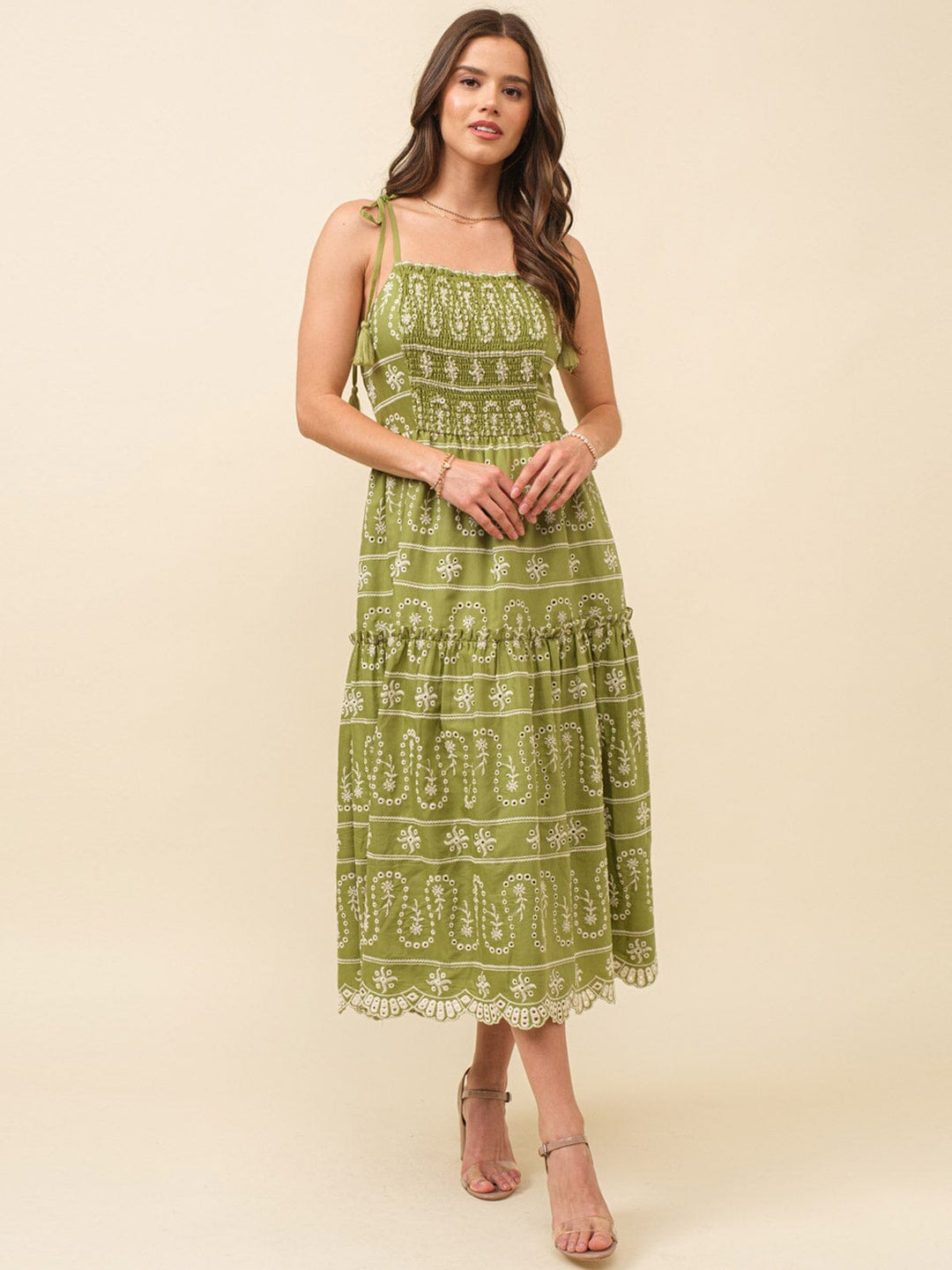JUST ME WOMEN'S SLEEVELESS SQUARE NECK FRONT POCKETS SMOCK FLORAL EMBROIDERY MAXI DRESS