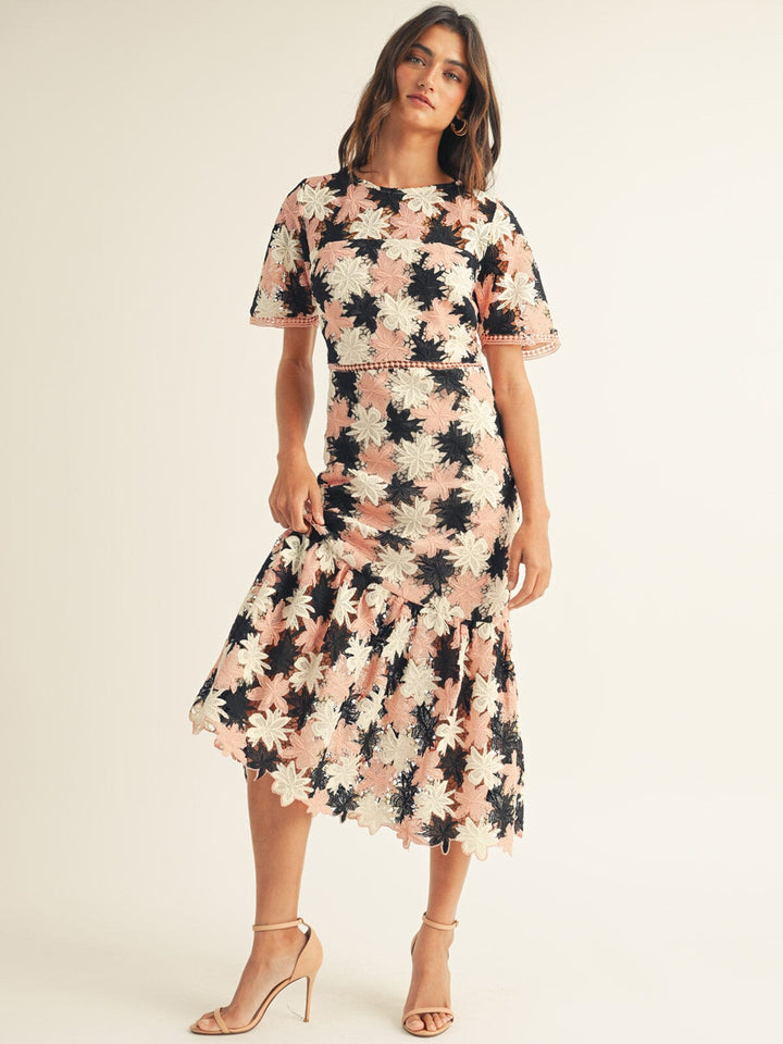 JUST ME WOMEN'S SHORT SLEEVE BODYCON FLORAL CROCHET MAXI DRESS