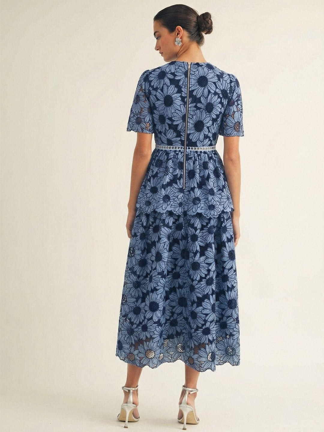 JUST ME WOMEN'S SHORT SLEEVE V-NECK SURPLICE FLORAL CROCHET MAXI DRESS