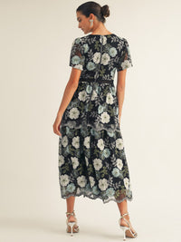 JUST ME WOMEN'S SHORT PUFF SLEEVE V-NECK TIERED EMBROIDERY FLORAL MAXI DRESS