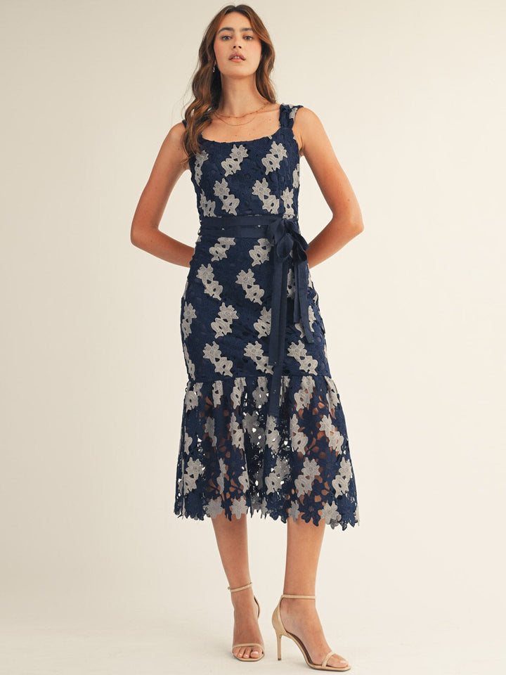 JUST ME WOMEN'S SLEEVELESS SQUARE NECK FLORAL CROCHET BODYCON MIDI DRESS
