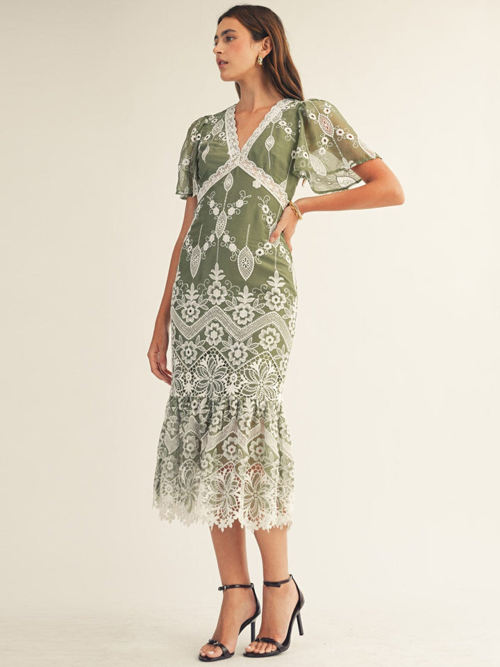 JUST ME WOMEN'S SHORT SLEEVE V-NECK LACE EMBROIDERY BODYCON MIDI DRESS