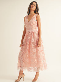 JUST ME WOMEN'S SLEEVELESS V-NECK FLORAL CROCHET MAXI DRESS