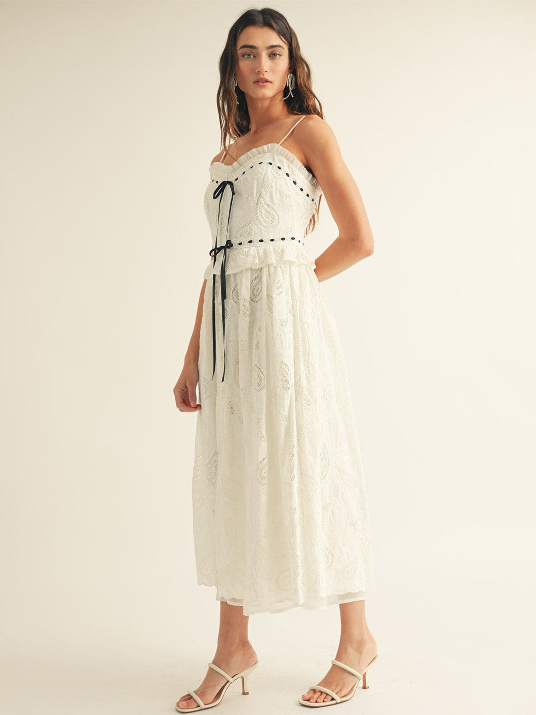 JUST ME WOMEN'S SLEEVELESS LACE CROCHET MAXI DRESS
