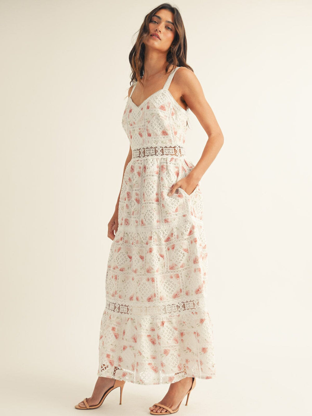JUST ME WOMEN'S SLEEVELESS V-NECK FRONT POCKETS FLORAL CROCHET MAXI DRESS