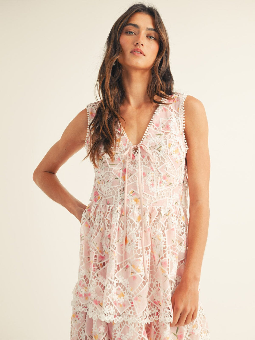 JUST ME WOMEN'S SLEEVELESS V-NECK RUFFLE TIERED FLORAL CROCHET MAXI DRESS