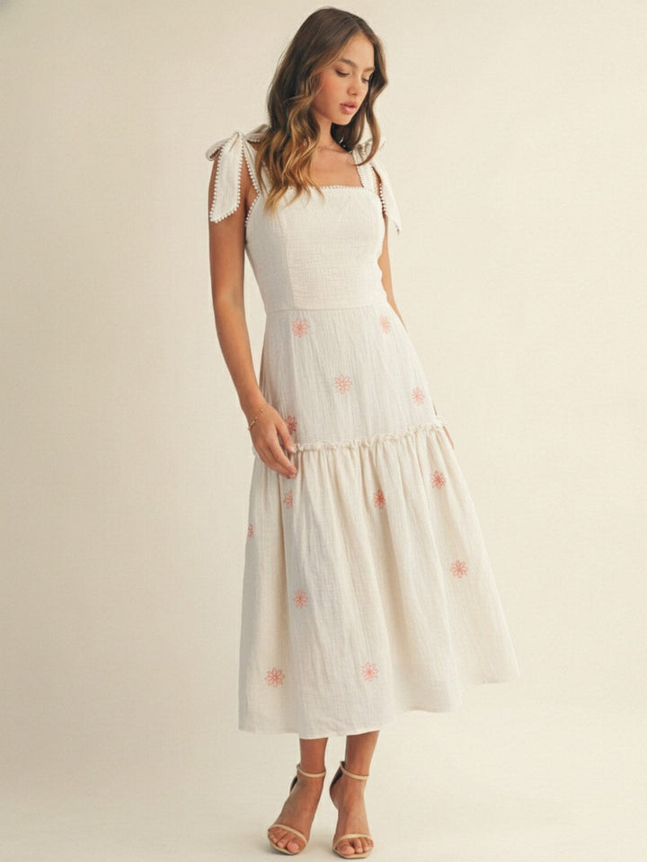 JUST ME WOMEN'S SLEEVELESS SQUARE NECK FRONT POCKETS FLORAL MAXI DRESS
