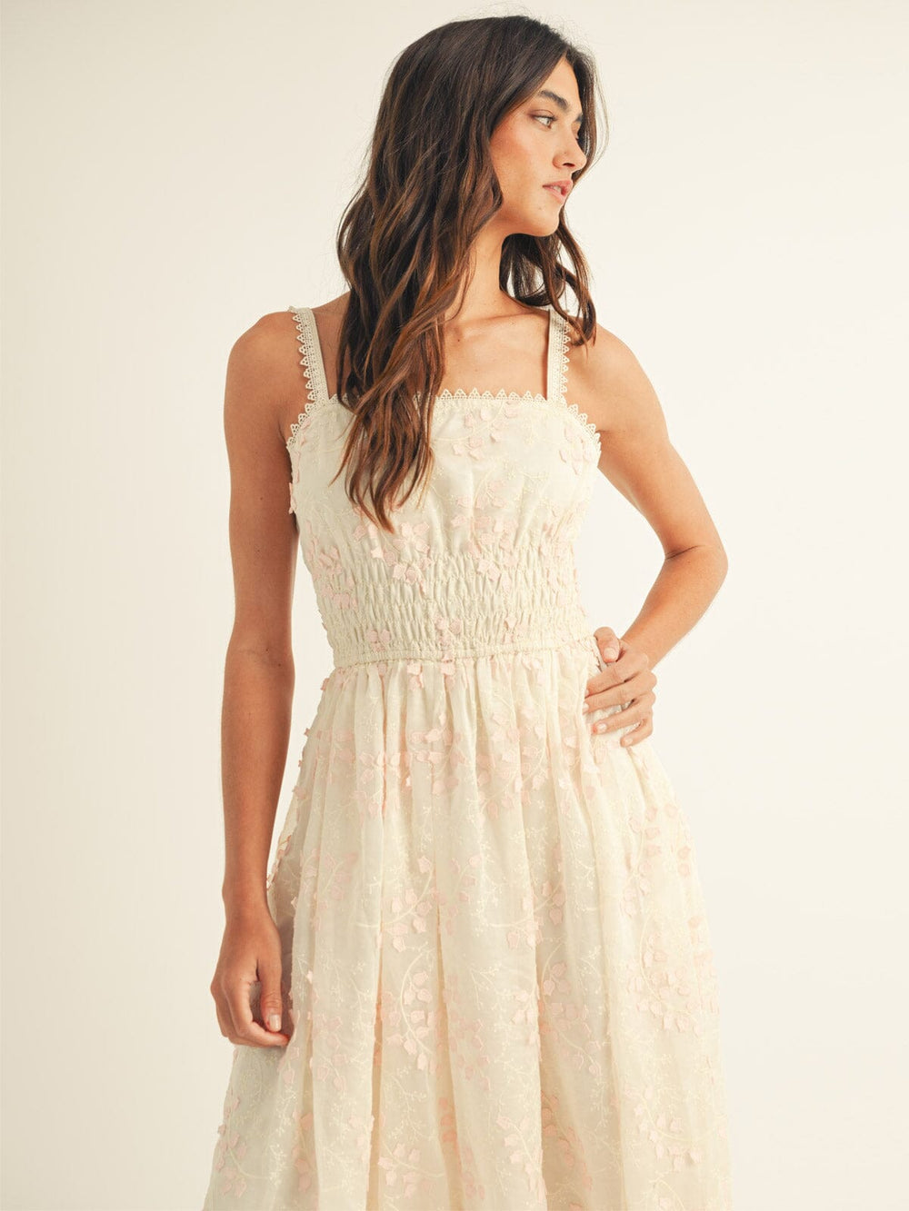JUST ME WOMEN'S SLEEVELESS SQUARE NECK FLORAL EMBROIDERY ELASTIC WAIST MAXI DRESS