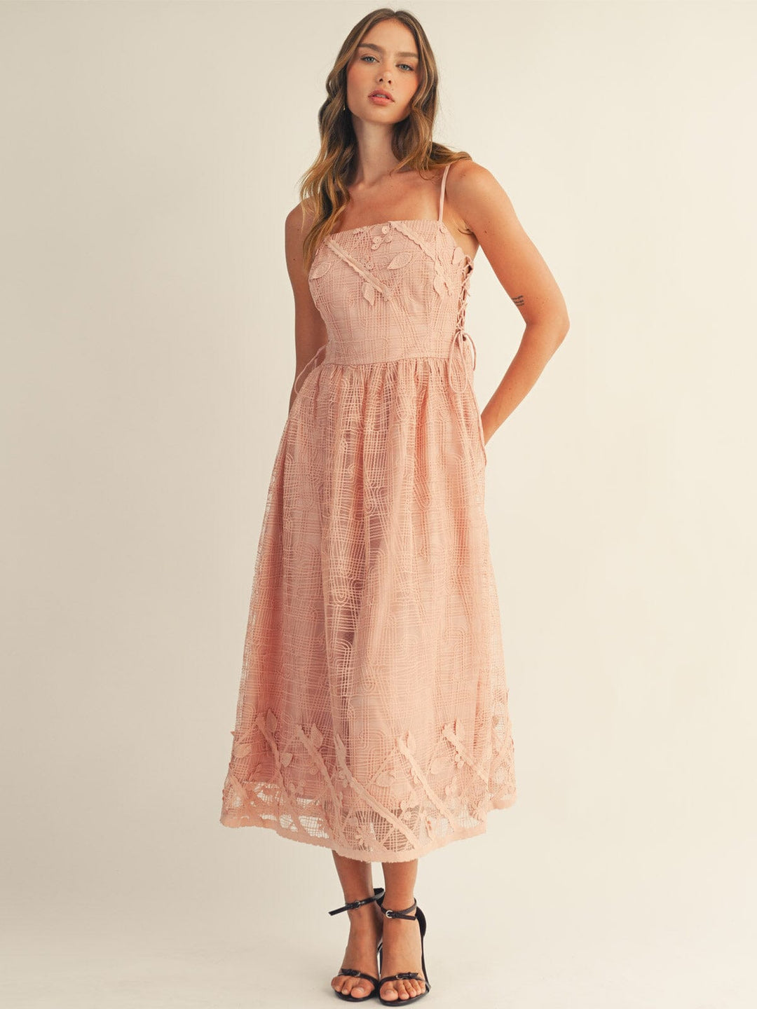 JUST ME WOMEN'S SLEEVELESS SQUARE NECK FRONT POCKETS SIDE LACE UP CROCHET MAXI DRESS
