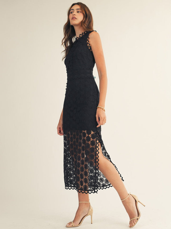 JUST ME WOMEN'S SLEEVELESS SIDE SLIT CROCHET BODYCON MAXI DRESS