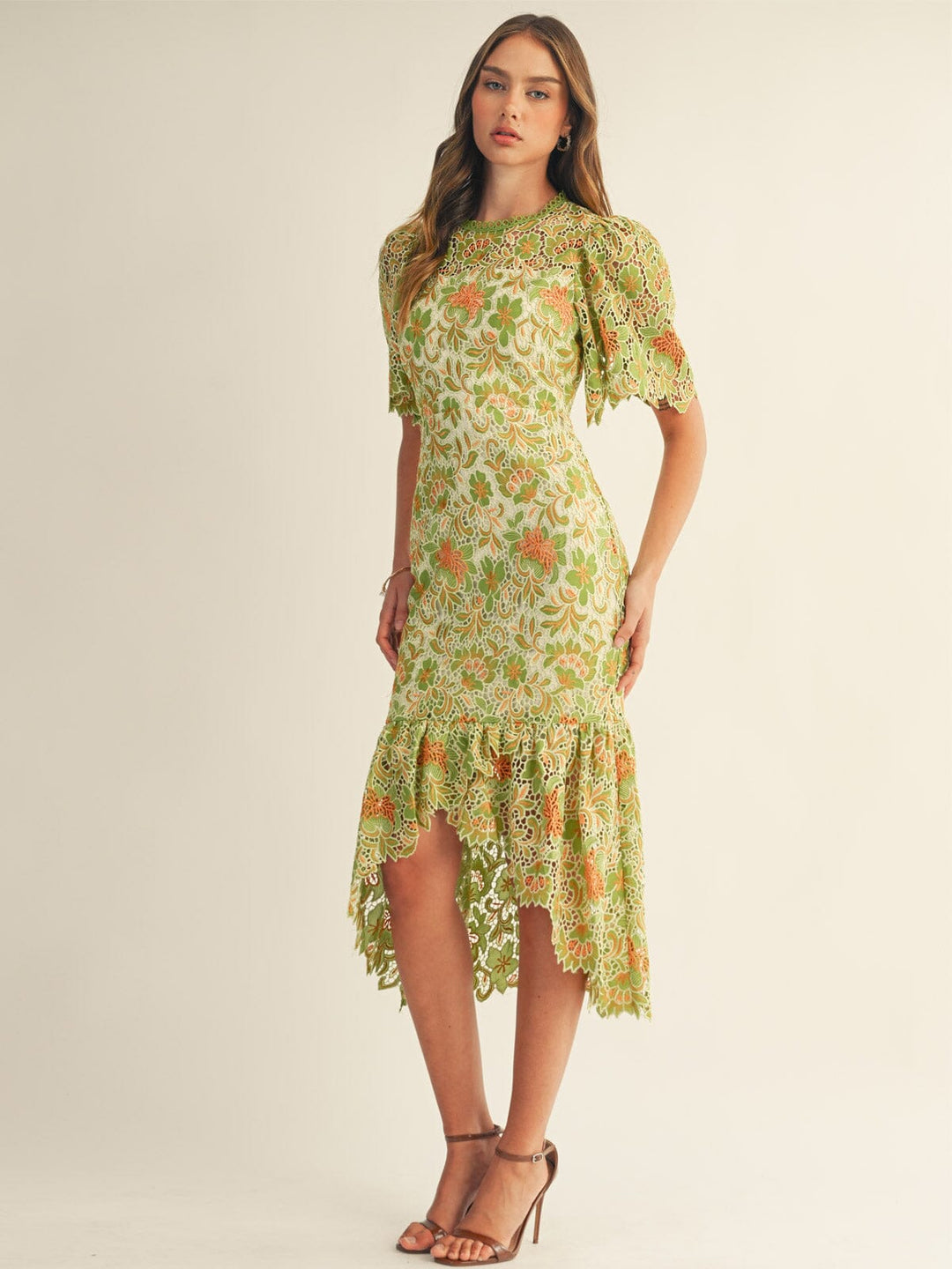 JUST ME WOMEN'S SHORT SLEEVE HIGH-LOW CROCHET FLORAL MAXI DRESS