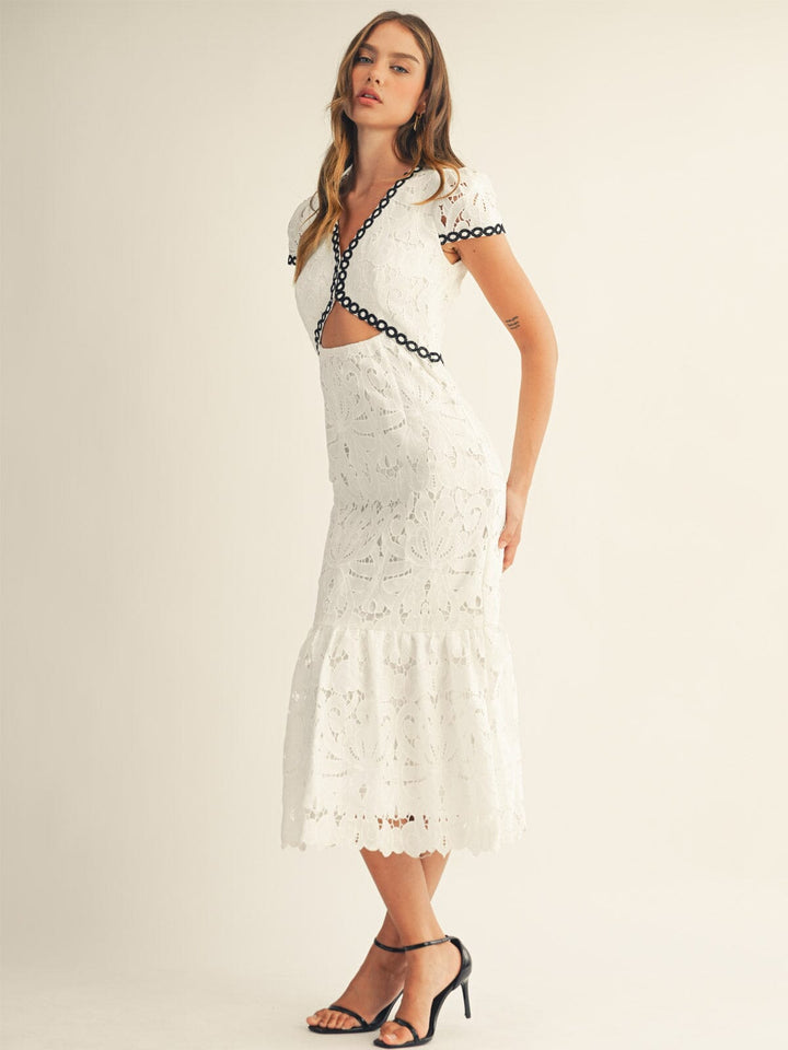 JUST ME WOMEN'S SHORT SLEEVE FRONT CUT OUT CROCHET MAXI DRESS
