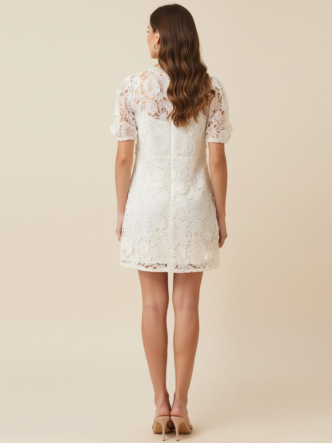 JUST ME WOMEN'S SHORT SLEEVE PEARL NECKLINE CROCHET MINI DRESS