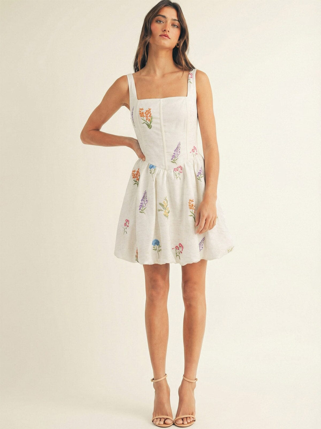 JUST ME WOMEN'S SLEEVELESS SQUARE NECK FRONT POCKETS EMBROIDERY FLORAL MINI DRESS