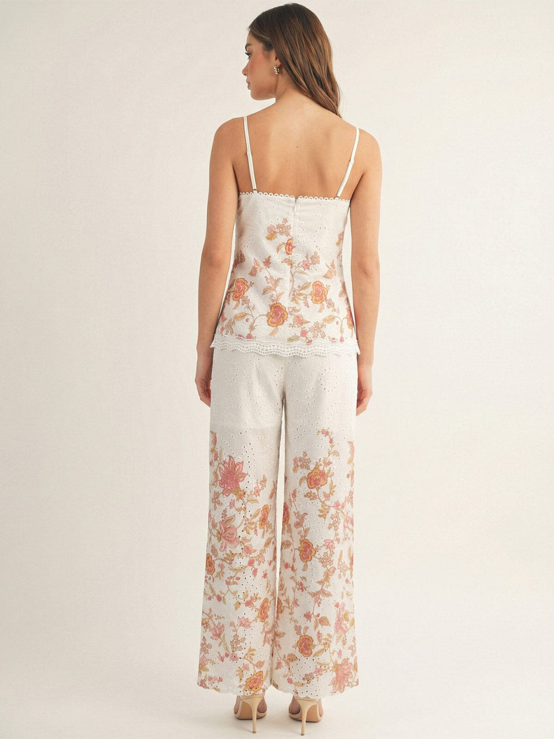 JUST ME WOMEN'S SLEEVELESS TOP & ELASTIC WAIST POCKETS PANTS FLORAL EYELET 2PC. SET