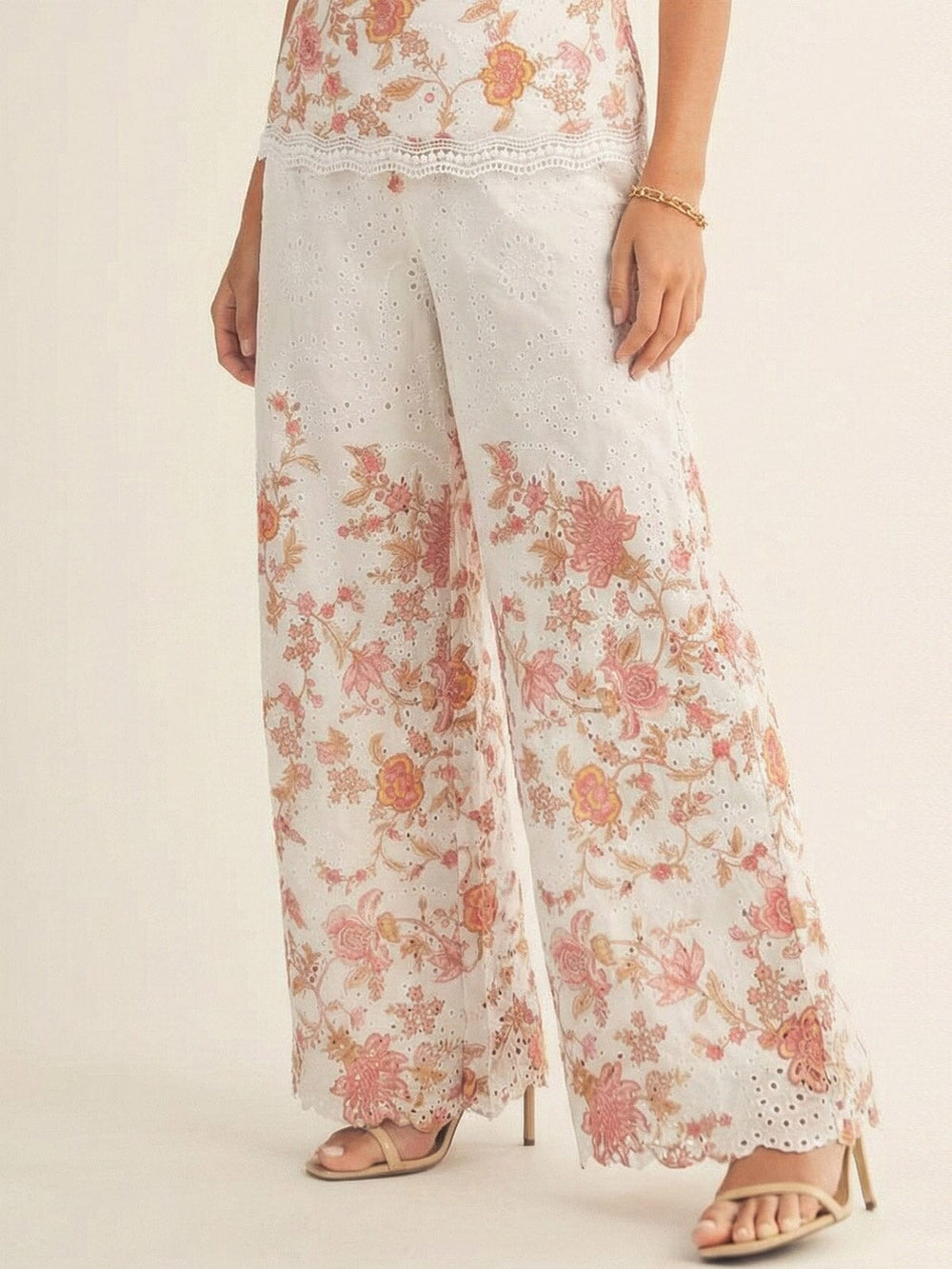 JUST ME WOMEN'S SLEEVELESS TOP & ELASTIC WAIST POCKETS PANTS FLORAL EYELET 2PC. SET