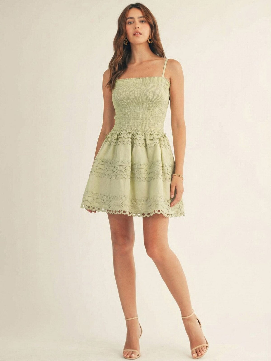 JUST ME WOMEN'S SLEEVELESS SMOCK CROCHET MINI DRESS