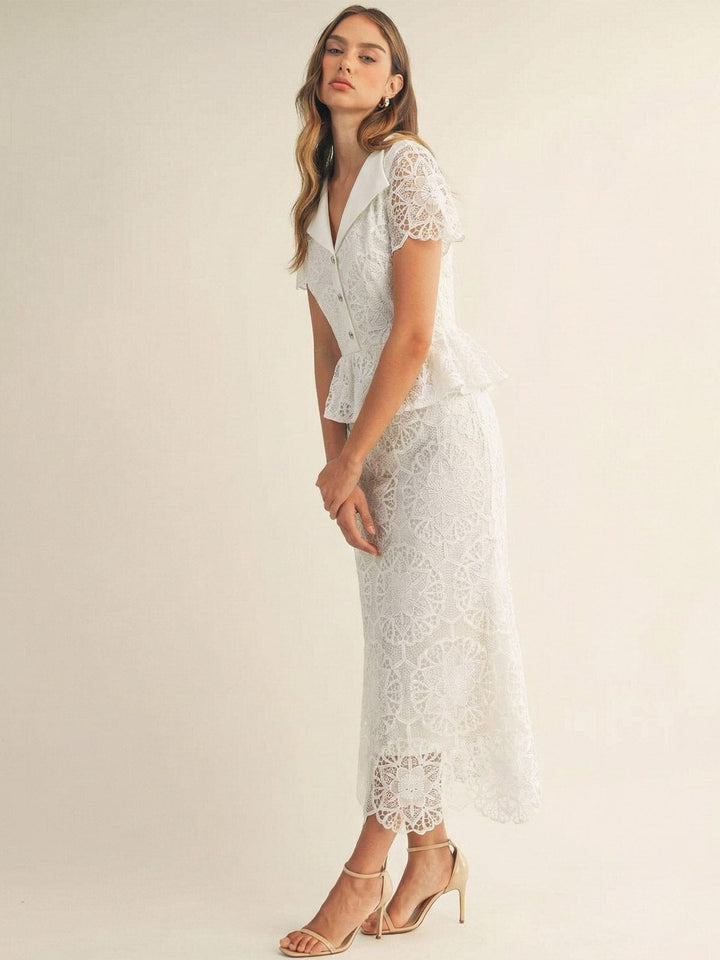 JUST ME WOMEN'S SHORT SLEEVE V-NECK SURPLICE CROCHET BODYCON MAXI DRESS