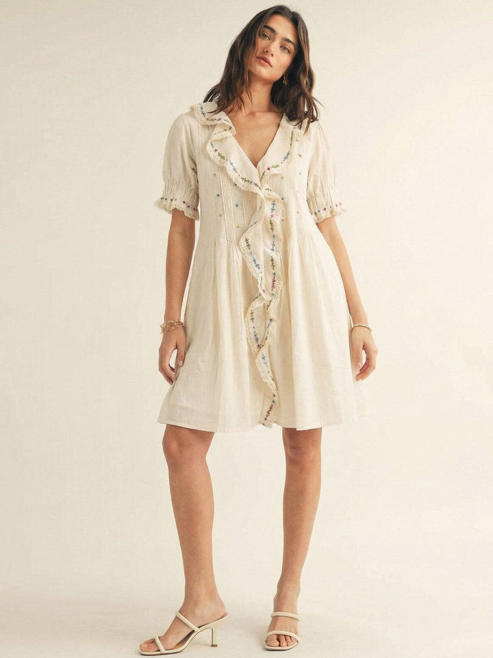 JUST ME WOMEN'S SHORT SLEEVE BUTTON UP FRONT POCKETS EMBROIDERY FLORAL MINI DRESS