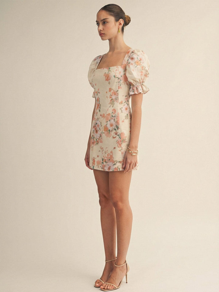 JUST ME WOMEN'S SHORT PUFF SLEEVE SQUARE NECK SMOCK FLORAL MINI DRESS