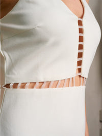 WOMEN'S SLEEVELESS CUT OUT DETAILED BODYCON MINI DRESS