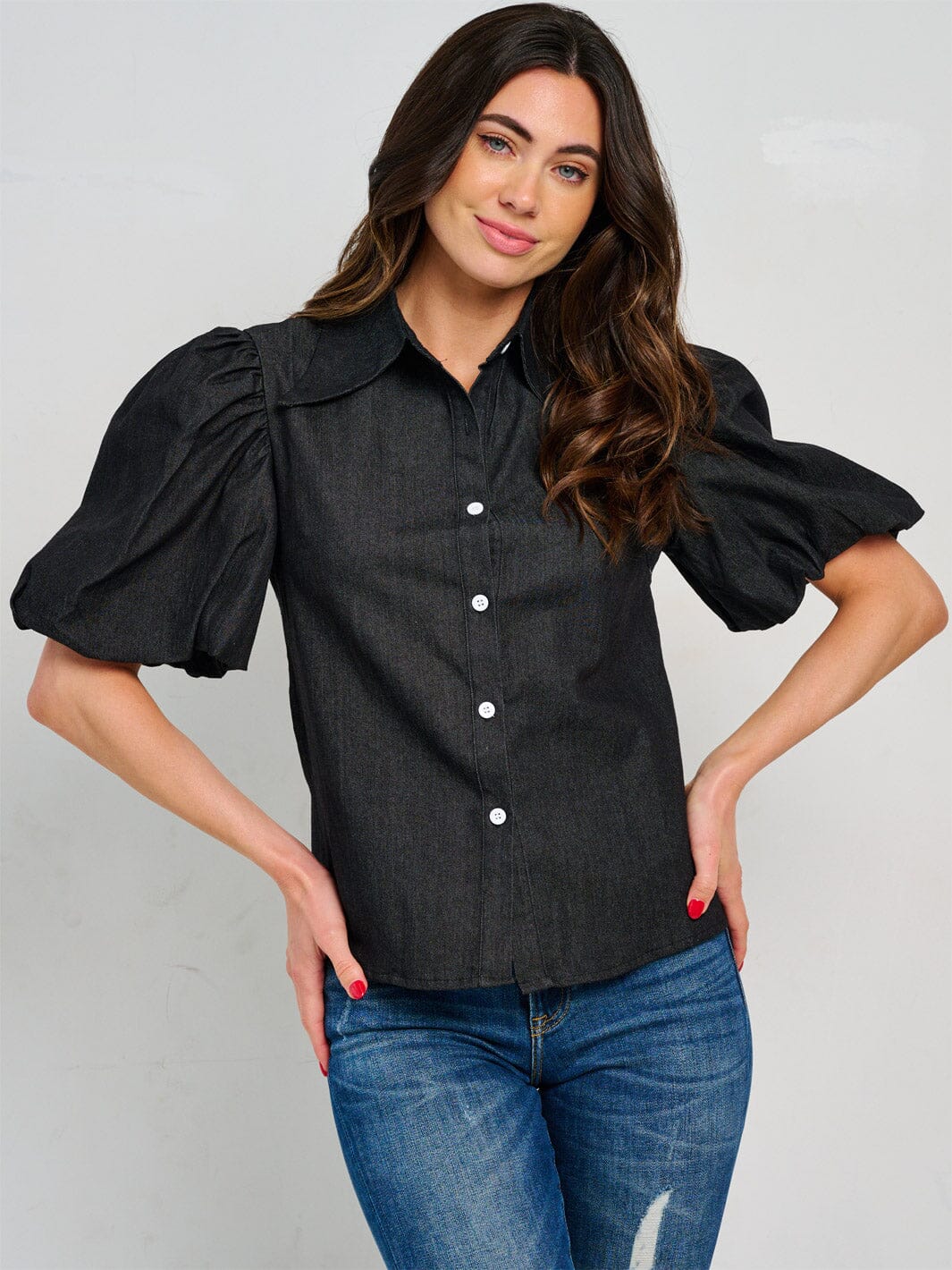 WOMEN'S SHORT PUFF SLEEVES BUTTON UP DENIM BLOUSE