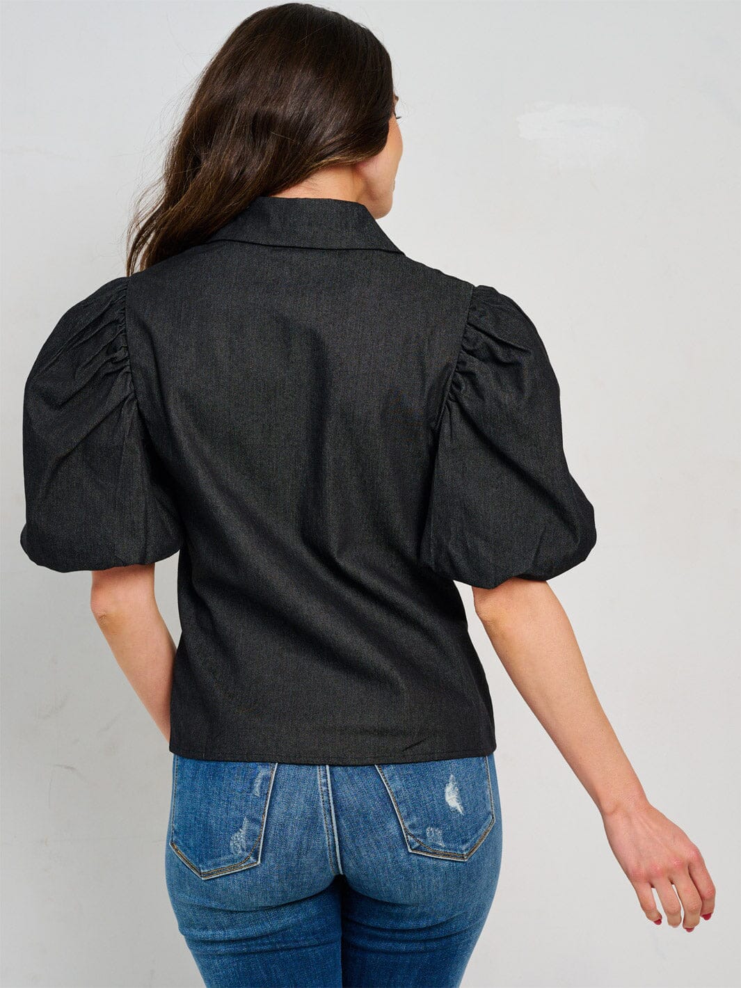 WOMEN'S SHORT PUFF SLEEVES BUTTON UP DENIM BLOUSE