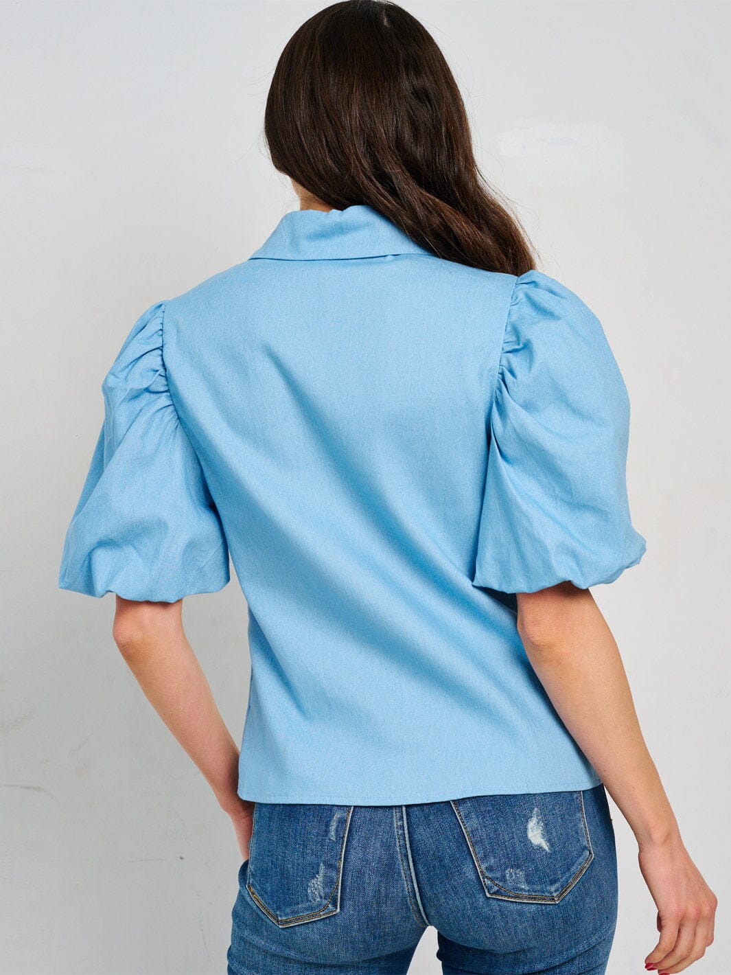 WOMEN'S SHORT PUFF SLEEVES BUTTON UP DENIM BLOUSE