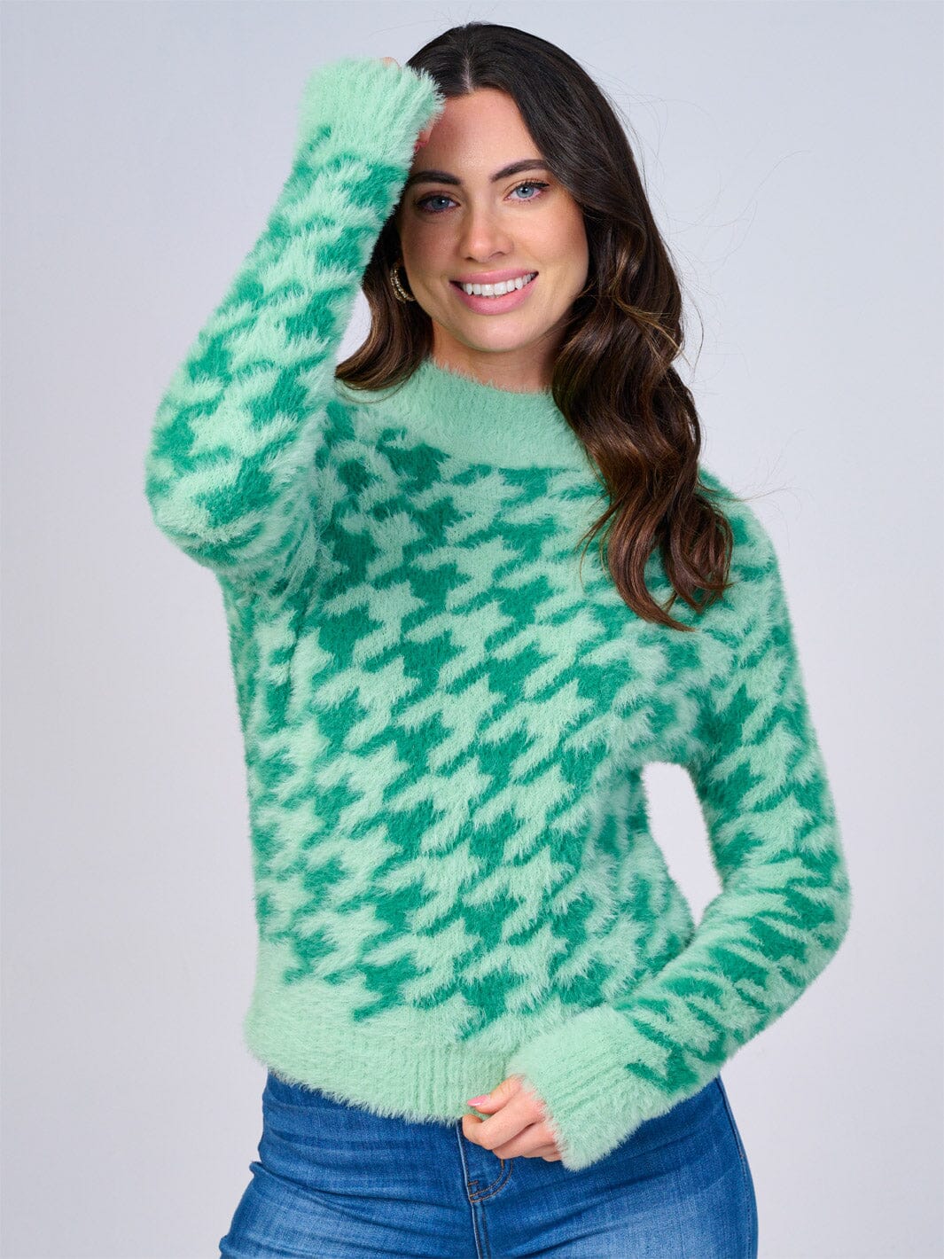 WOMEN'S LONG SLEEVE MOCK NECK FUZZY COLORBLOCK PULLOVER SWEATER