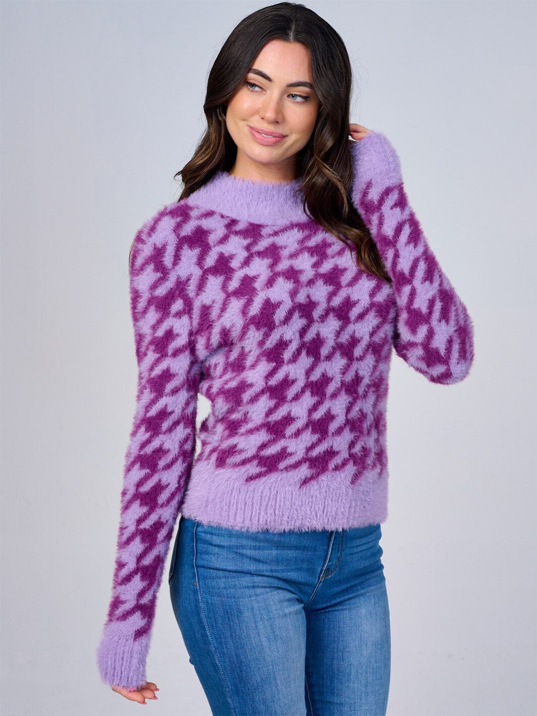 WOMEN'S LONG SLEEVE MOCK NECK FUZZY COLORBLOCK PULLOVER SWEATER