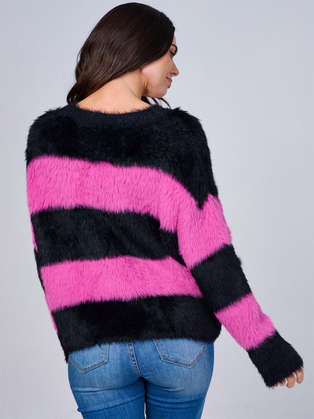 WOMEN'S LONG SLEEVE V-NECK COLORBLOCK STRIPES PULLOVER FUZZY SWEATER