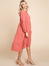 WOMEN'S LONG SLEEVE V-NECK TIERED LOOSE FIT MIDI DRESS