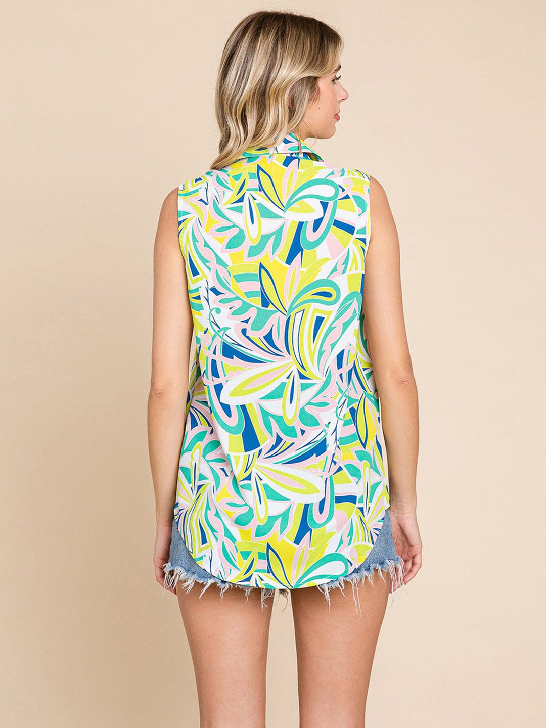 WOMEN'S SLEEVELESS V-NECK FRONT POCKET BUTTON UP FLORAL TANK TOP
