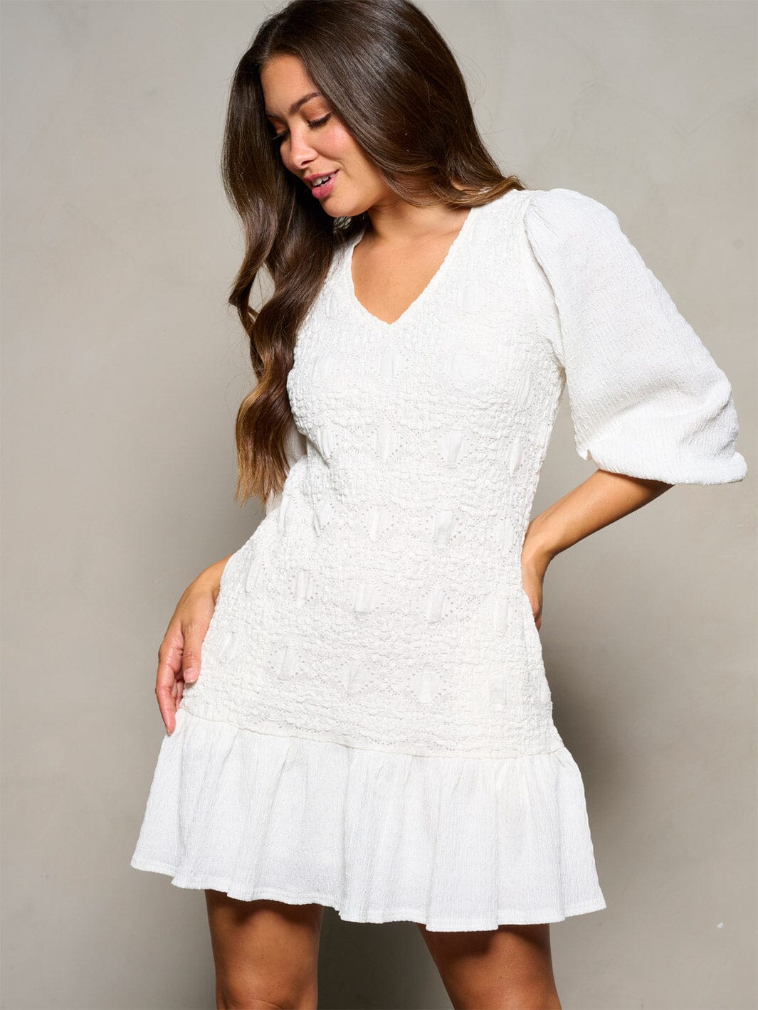 WOMEN'S 3/4 SLEEVE V-NECK POCKETS DETAILED MINI DRESS