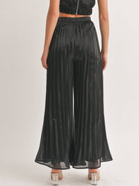 WOEMEN'S ZIPPER CLOSURE BELL LEG PLEATED PANTS