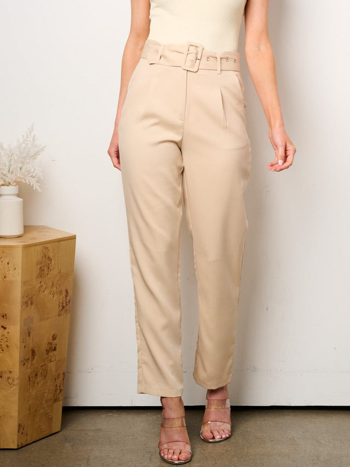 WOMEN'S BUTTON CLOSURE BELTED WIDE LEG PANTS