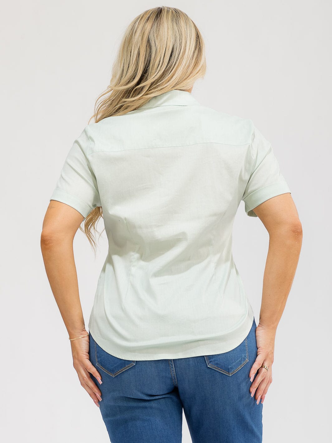 PLUS SIZE SHORT SLEEVE BUTTON UP FRONT POCKET BLOUSE