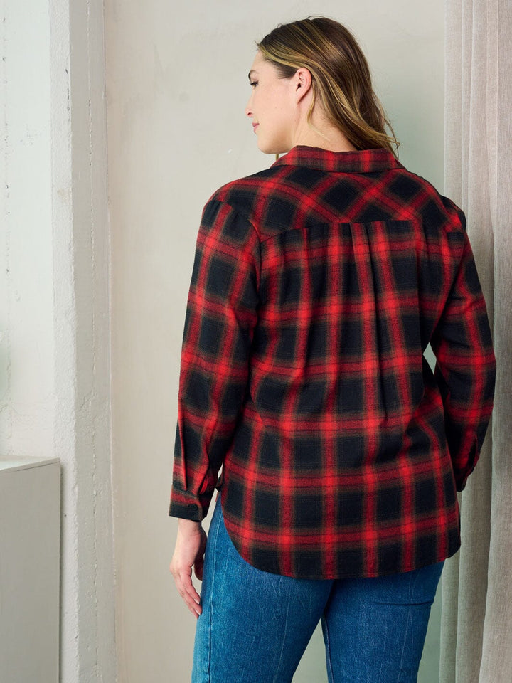 PLUS SIZE LONG SLEEVE BUTTON UP PLAID TOP