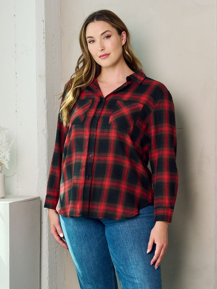 PLUS SIZE LONG SLEEVE BUTTON UP PLAID TOP