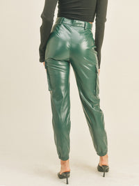 WOMEN'S BUTTON CLOSURE POCKETS SKINNY PU PLEATHER PANTS