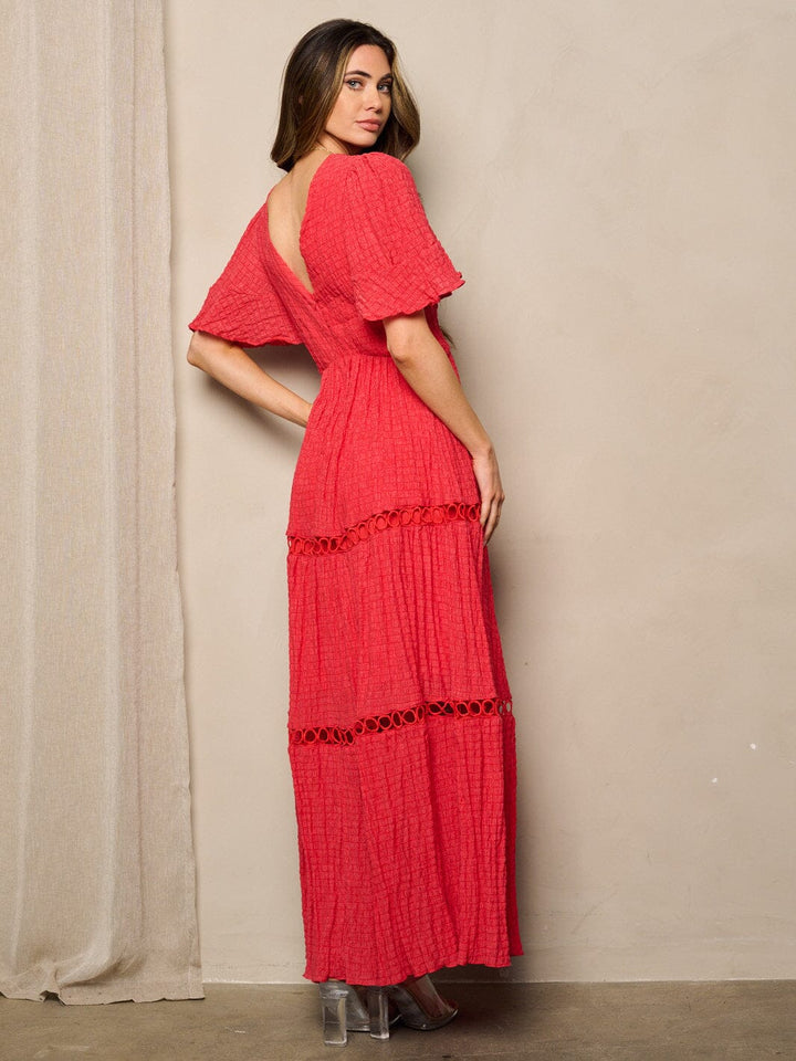 WOMEN'S SHORT SLEEVES V-NECK TIERED EYELET MAXI DRESS