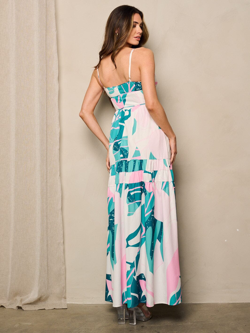 WOMEN'S SLEEVELESS V-NECK MULTI PRINT MAXI DRESS