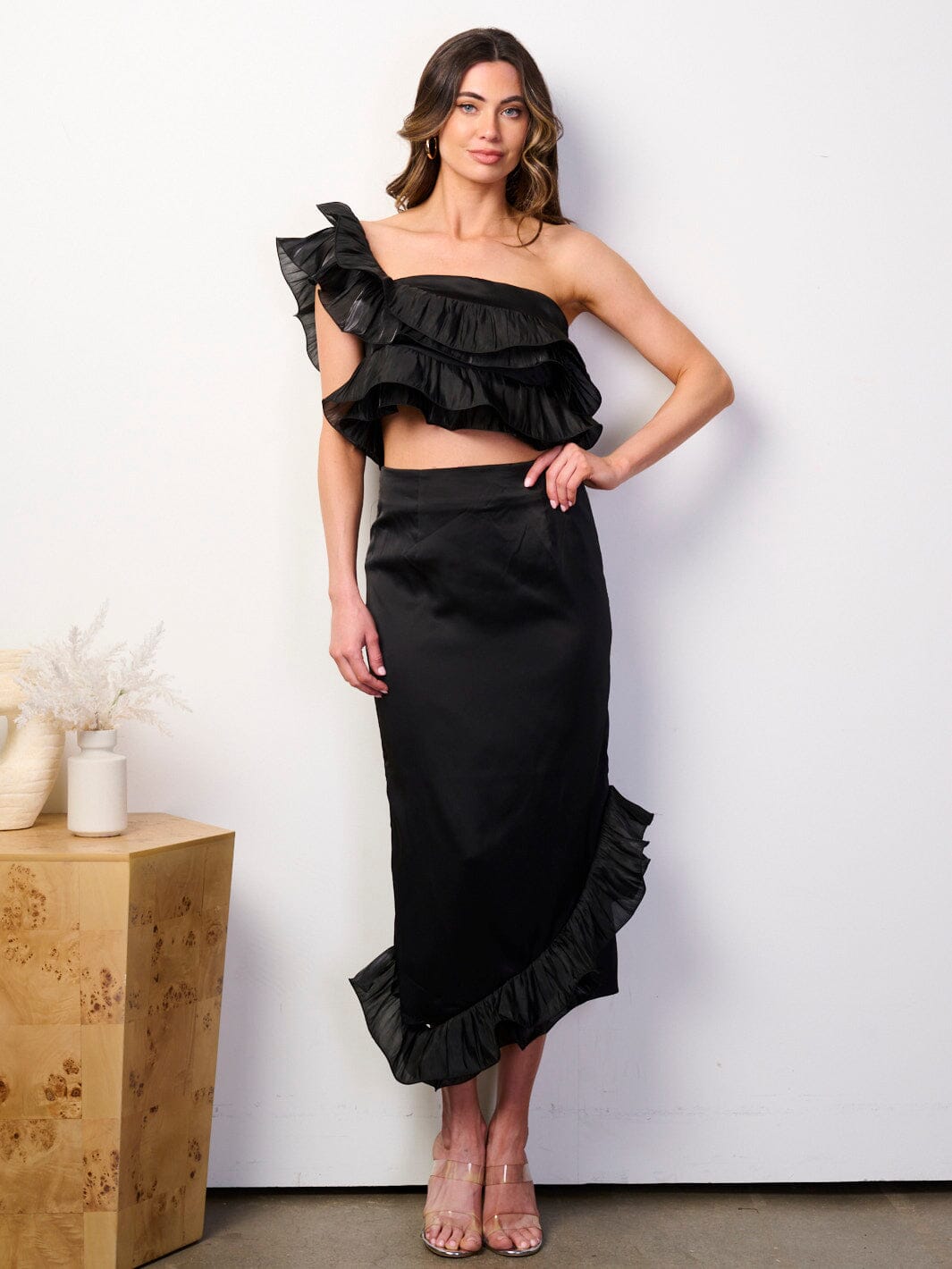 WOMEN'S ONE SHOULDER CROP TOP & MAXI SKIRT RUFFLE DETAILED 2PC. SET