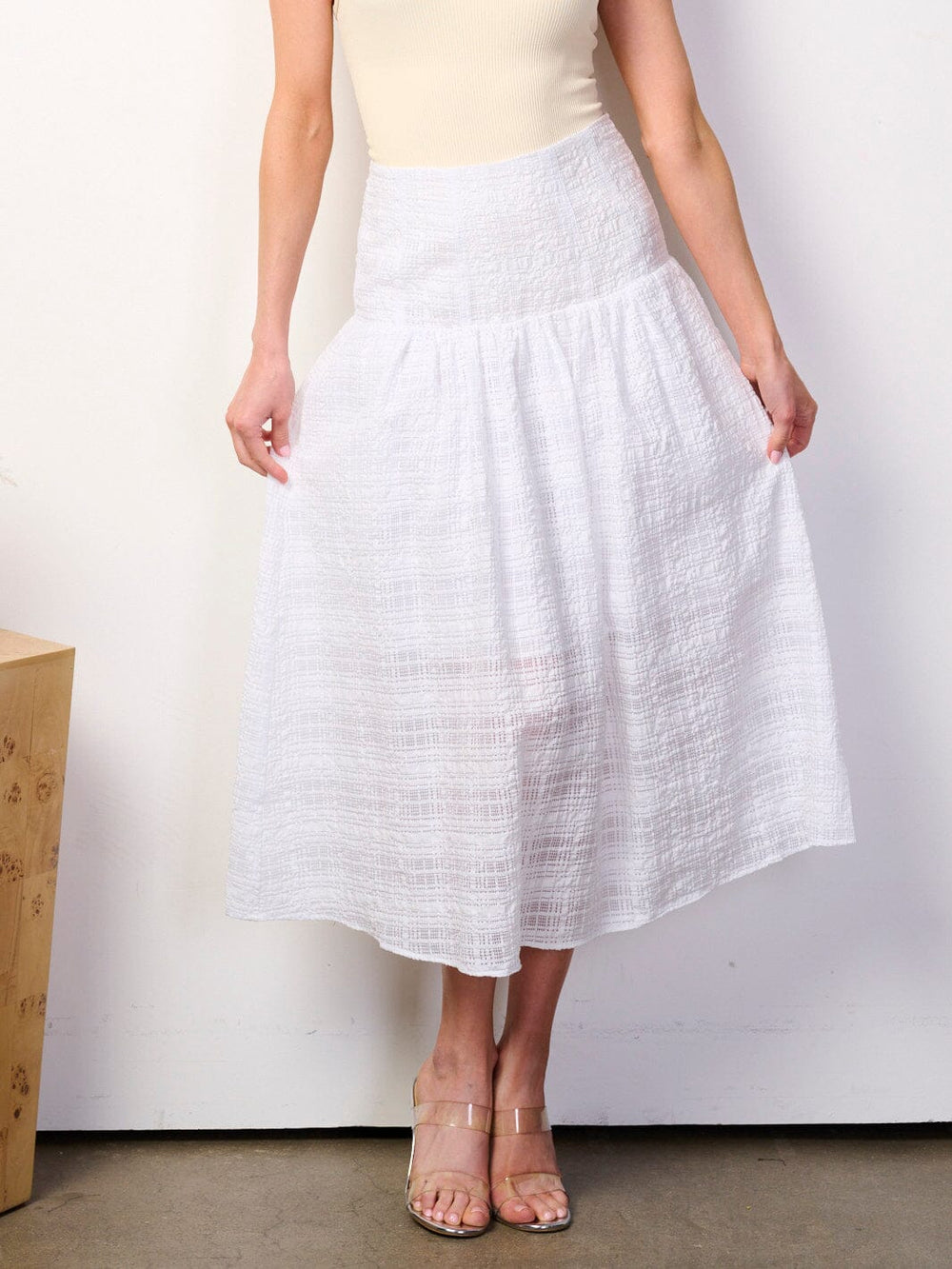 WOMEN'S ZIP UP DETAILED MIDI SKIRT